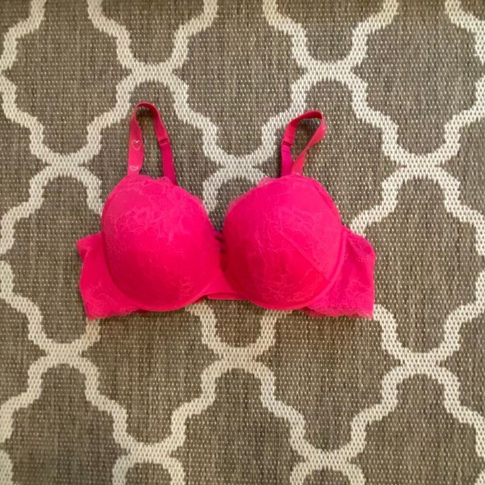 Torrid plunged push-up bra, size 42DD